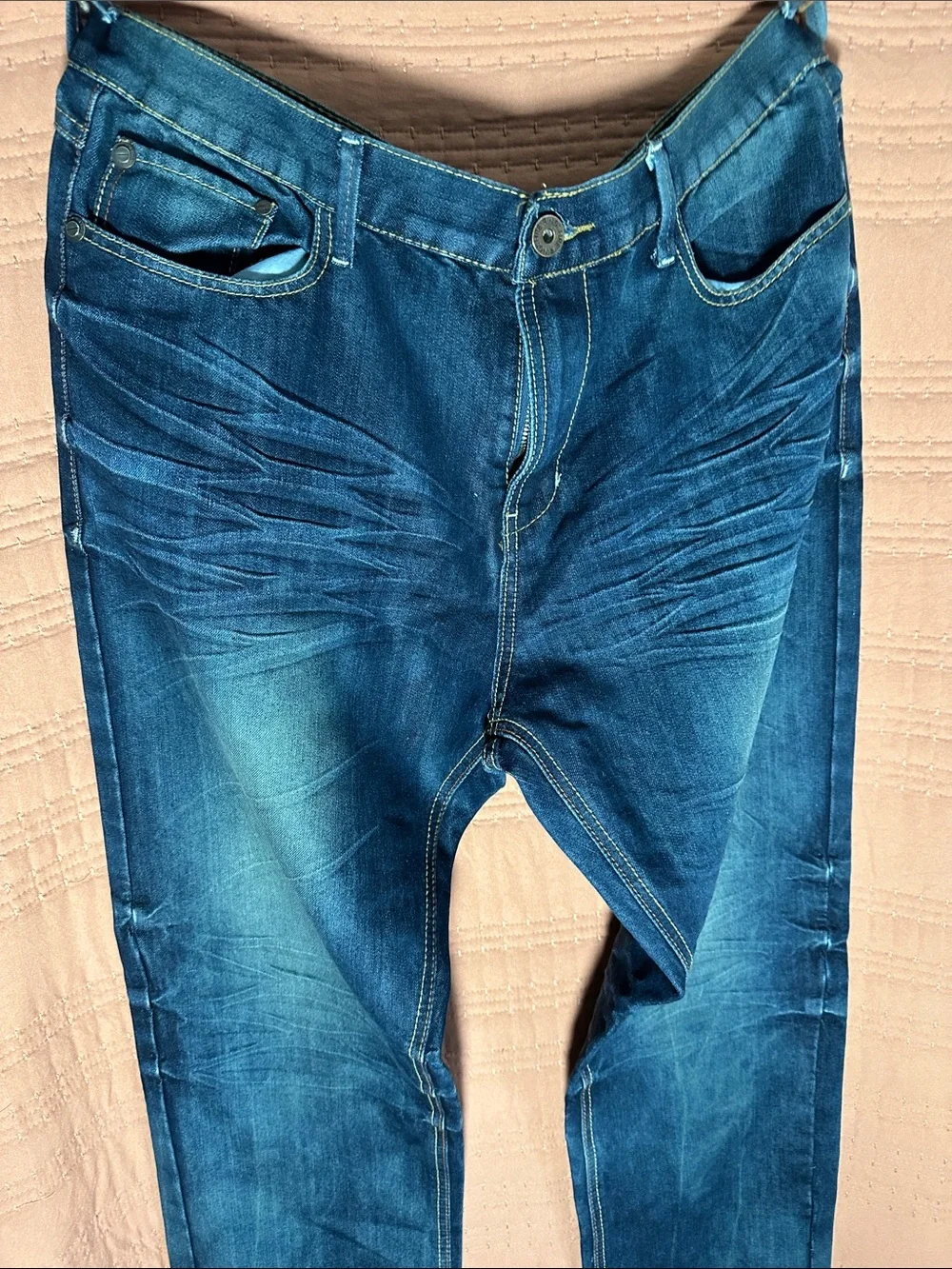 Ring of Fire Men's Indigo Washed Straight Jeans